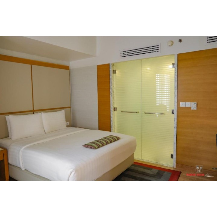 Residence at Avari
